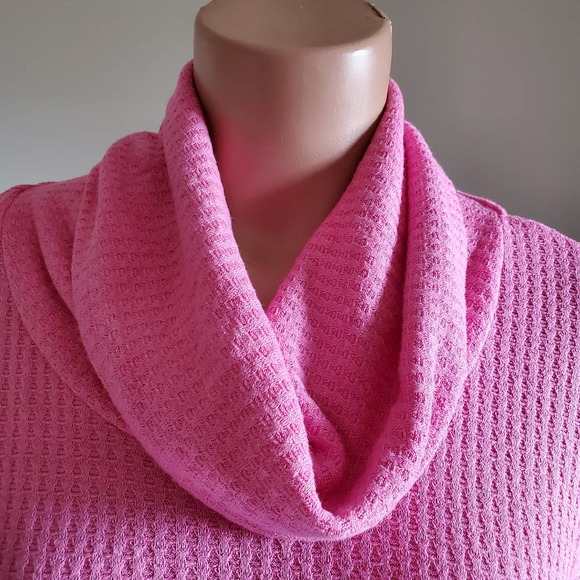 Catherine Malandrino Petite Pink Waffle Knit Cowl Neck Tunic - Picture 3 of 5